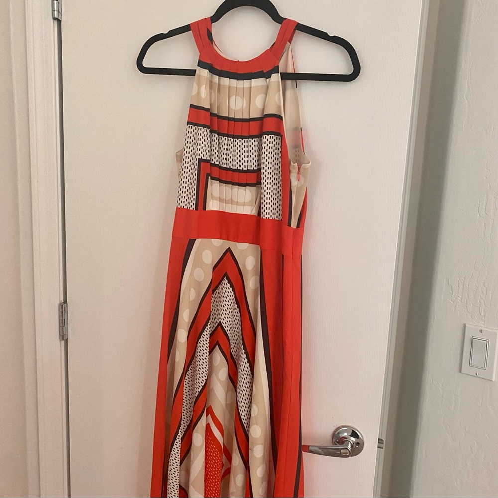 Sold Eliza J dress!! Tried on for sizing:Reselling due to sizing and comfort. 😉